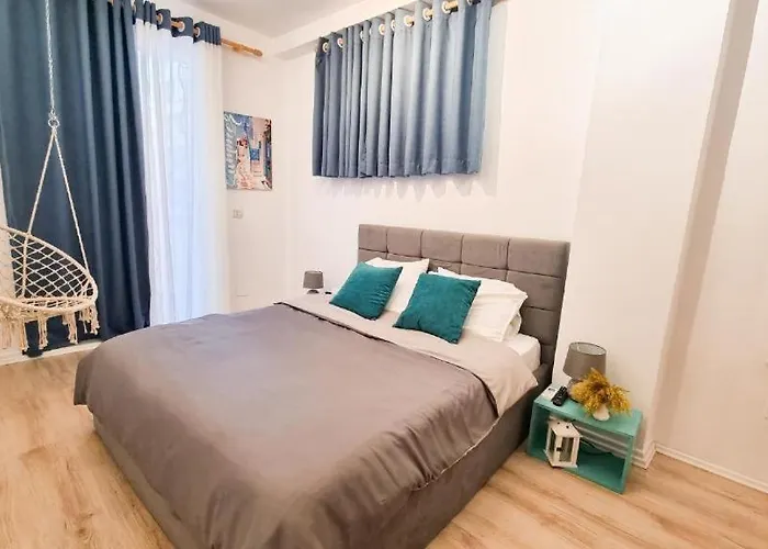 Comfy * טיראנה